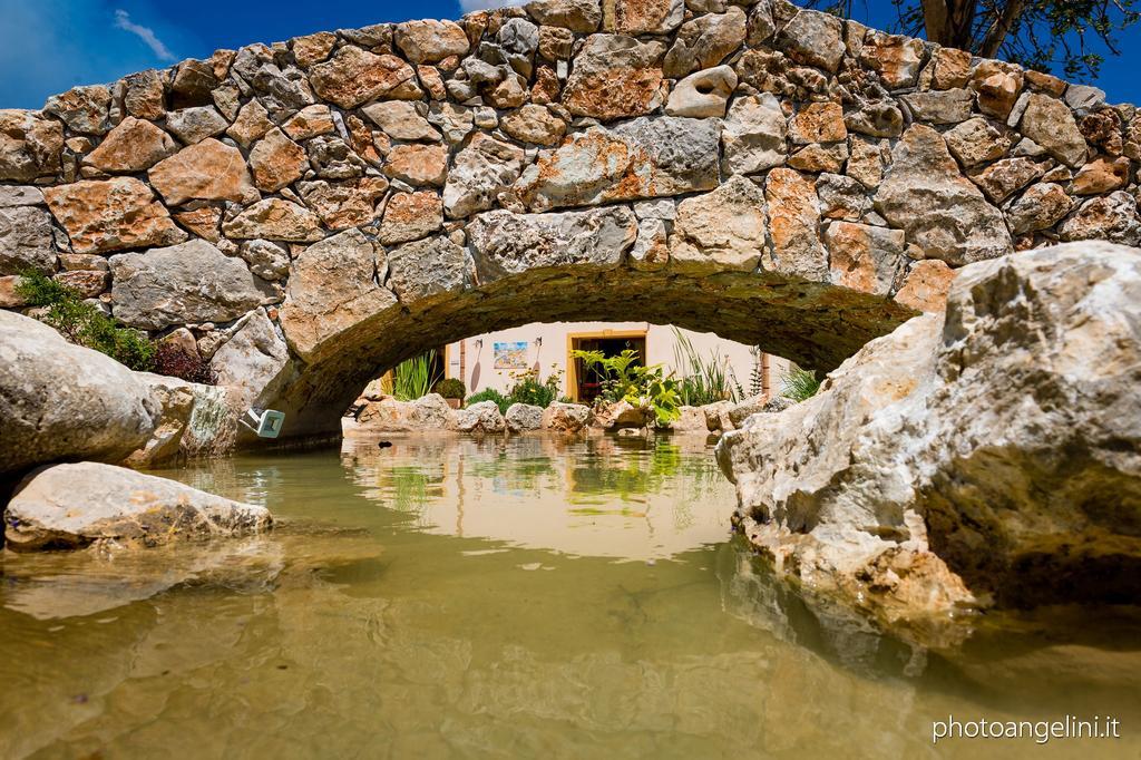 Agriturismo Antichi Granai Calatafimi Exterior photo